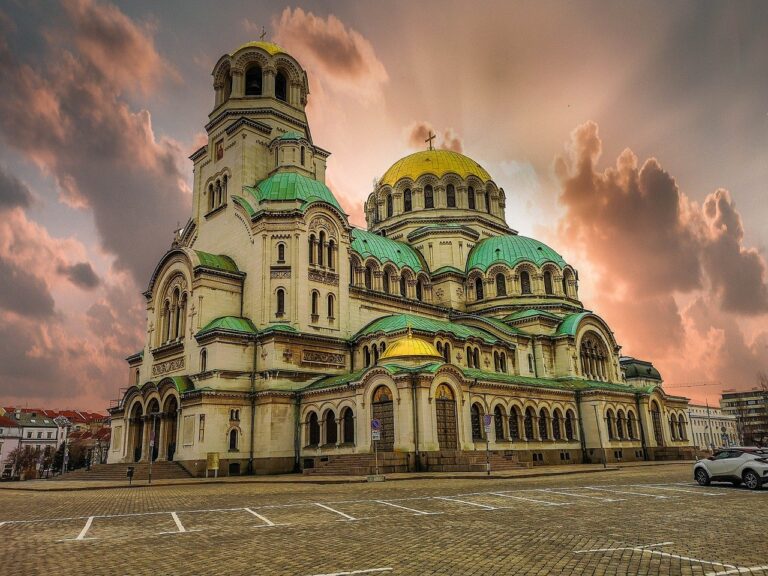 Guía Completa: descubre Sofía, Bulgaria, en 5 días inolvidables